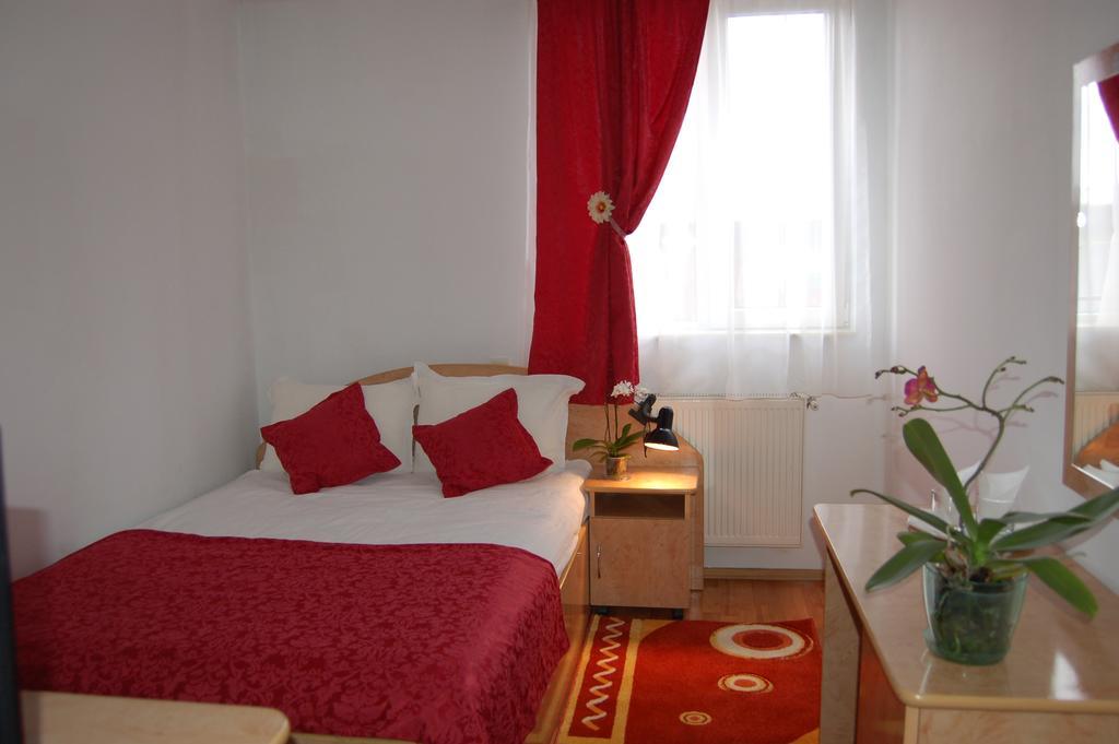 Motel Maestro Déva Kültér fotó